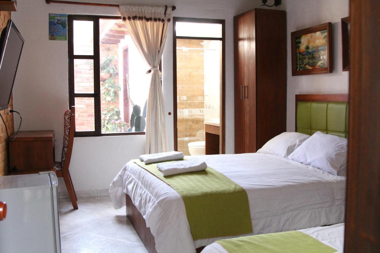 Hotel Villa Alegria Sáchica Quarto foto